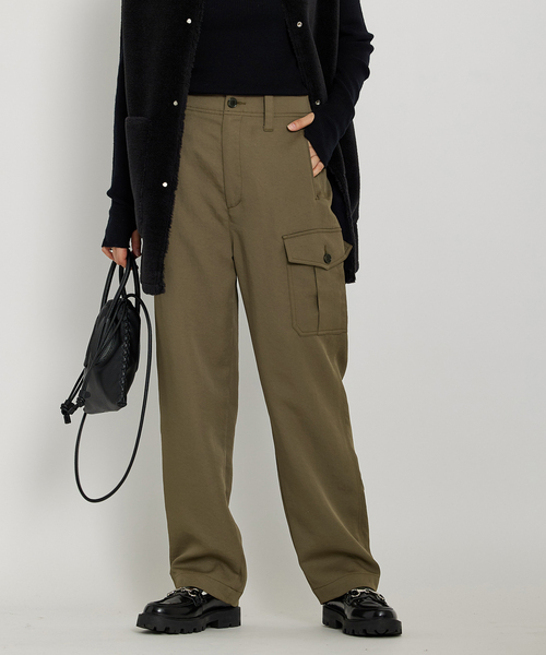 JOURNAL STANDARD(ジャーナルスタンダード)の「ストレッチサテンミリタリーパンツ(カーゴパンツ・レディース・アイボリー/カーキ・36/38)」の13枚目の写真
