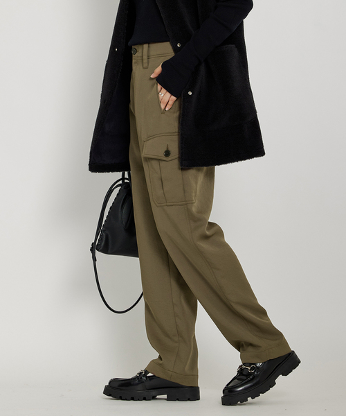 JOURNAL STANDARD(ジャーナルスタンダード)の「ストレッチサテンミリタリーパンツ(カーゴパンツ・レディース・アイボリー/カーキ・36/38)」の14枚目の写真
