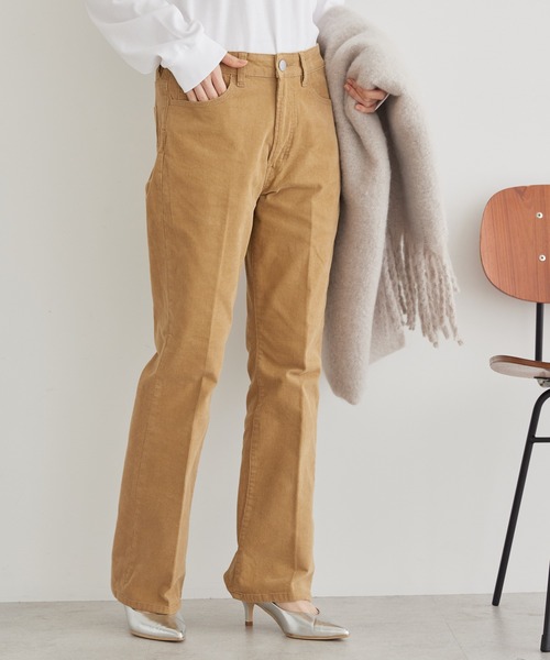 AMERICAN HOLIC(アメリカンホリック)の「コーデュロイフレアパンツ(その他パンツ・レディース・ベージュ/ブラウン・M/S/L/XS)」の4枚目の写真