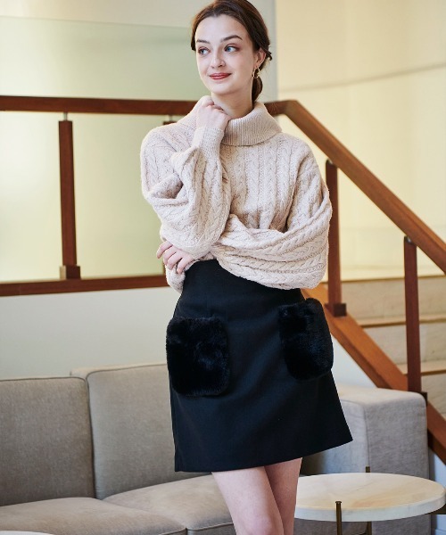 AND COUTURE（アンドクチュール）の「ウールライクポケファーミニ