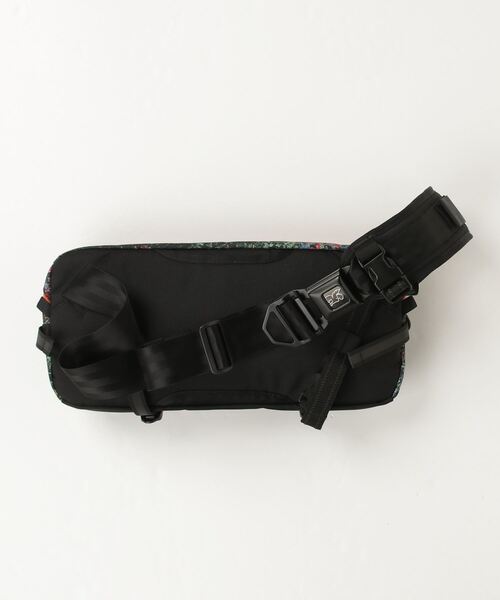CHROME（クローム）の「［ CHROME / クローム ］KADET SLING BAG STUDIO BLACK / カデット スリング バッグ スタジオ ブラック 耐水 9L ボディバッグ iPad収納（ボディバッグ/ウエストポーチ・メンズ・ブラックミックス・FREE）」の5枚目の写真