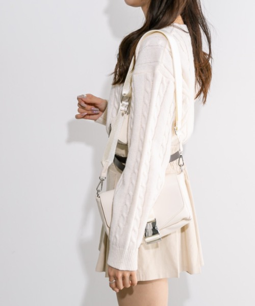 OLIVE des OLIVE(オリーブデオリーブ)の「ケーブルロゴジャガードニット 1032050530(ニット/セーター・レディース・アイボリー/トップグレー/ネイビー・FREE)」の8枚目の写真