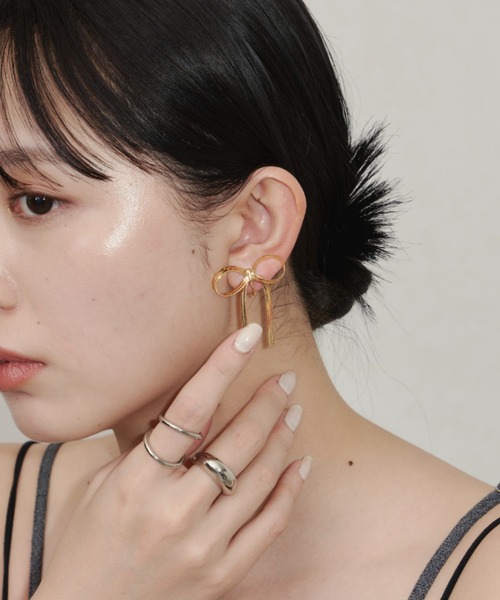 Aunt Marie's（アントマリーズ）の「リボンスネークチェーンイヤリング（イヤリング・レディース・ゴールド/シルバー・FREE）」の7枚目の写真