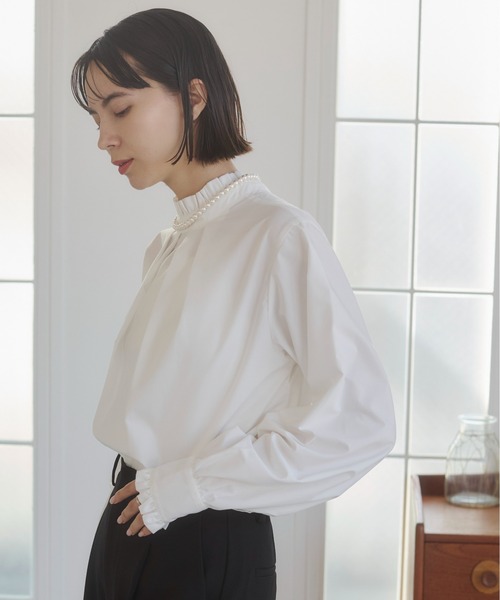 ANGIE（アンジー）の「2WAYフリルスタンドカラーブラウス / オフィスカジュアル / 通勤 / 春服（シャツ/ブラウス・レディース・ブラック/ネイビー/オフホワイト/サックスブルー/ブルー系その他・FREE）」の14枚目の写真