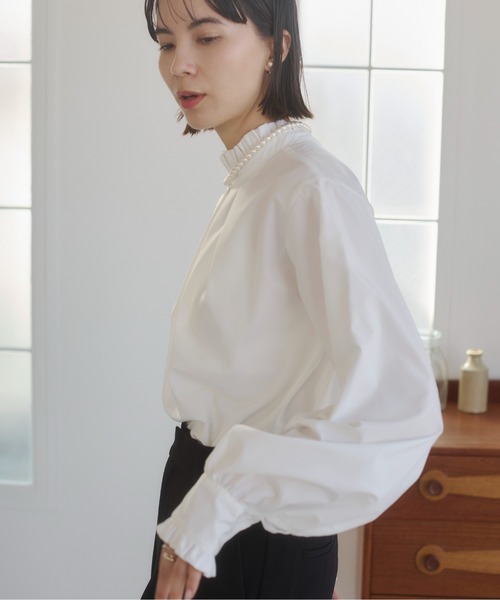 ANGIE（アンジー）の「2WAYフリルスタンドカラーブラウス / オフィスカジュアル / 通勤 / 春服（シャツ/ブラウス・レディース・ブラック/ネイビー/オフホワイト/サックスブルー/ブルー系その他・FREE）」の16枚目の写真