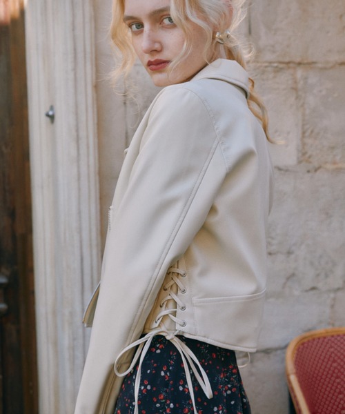 EIMY ISTOIRE（エイミーイストワール）の「フェイクレザーレースアップライダース（ライダースジャケット・レディース・ブラック/ホワイト・S/M）」の13枚目の写真