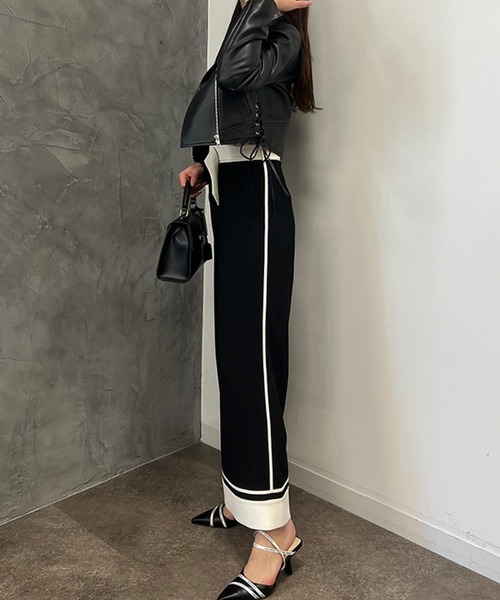 EIMY ISTOIRE（エイミーイストワール）の「フェイクレザーレースアップライダース（ライダースジャケット・レディース・ブラック/ホワイト・S/M）」の5枚目の写真