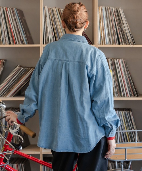 kutir(クティール)の「【M,L2サイズ展開】ダブルポケットデニムシャツ(シャツ/ブラウス・レディース・ライトインディゴブルー/ブラック/ライトブルー・MEDIUM/LARGE)」の7枚目の写真