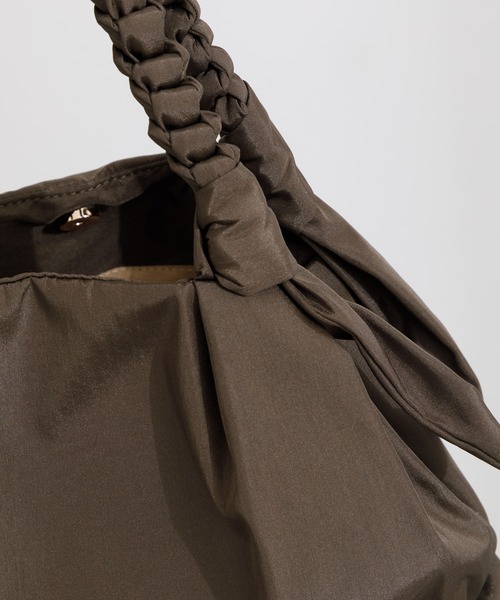 KATHARINE ROSS（キャサリンロス）の「【KATHARINE ROSS】タックナイロンバッグ（トートバッグ・レディース・イエロー/ミント/グレイッシュベージュ・MEDIUM）」の9枚目の写真