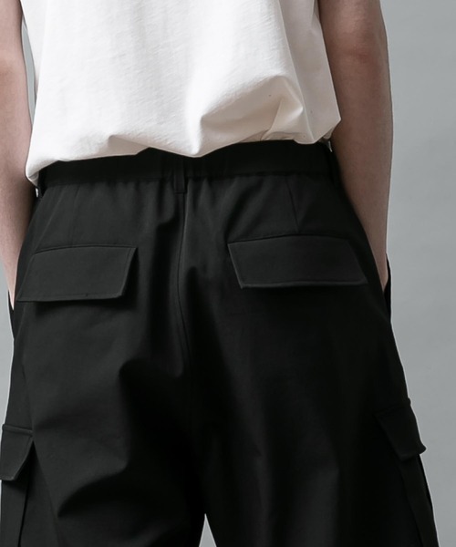 SLICK（スリック）の「テックツイルイージーカーゴパンツ（カーゴパンツ・メンズ・グレイッシュベージュ/ブラック・3/2/1）」の7枚目の写真