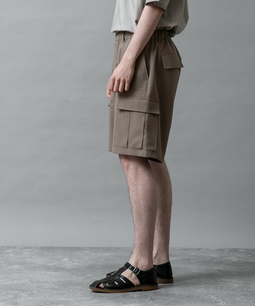 SLICK（スリック）の「テックツイルイージーカーゴパンツ（カーゴパンツ・メンズ・グレイッシュベージュ/ブラック・3/2/1）」の18枚目の写真