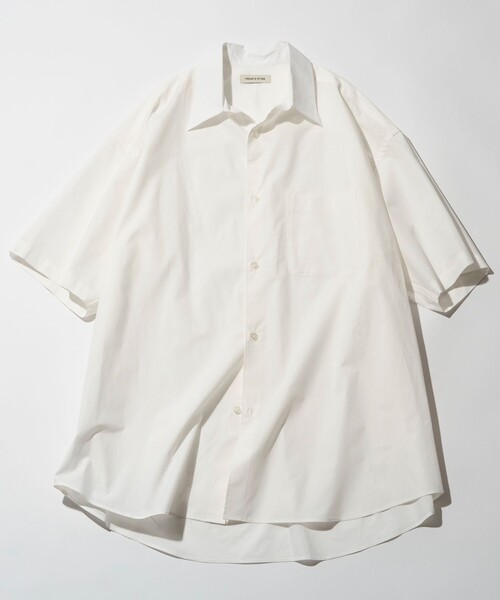 FREAK'S STORE（フリークスストア）の「限定展開 Relax Fit リラックスフィット S/S レギュラーカラーシャツ（シャツ/ブラウス・メンズ・ベージュ/ブルー系その他/サックスブルー/オリーブ/ブラック/チャコールグレー/ホワイト系その他/ホワイト・SMALL/LARGE/MEDIUM）」の2枚目の写真