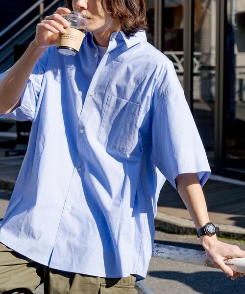 FREAK'S STORE（フリークスストア）の「限定展開 Relax Fit リラックスフィット S/S レギュラーカラーシャツ（シャツ/ブラウス・メンズ・ベージュ/ブルー系その他/サックスブルー/オリーブ/ブラック/チャコールグレー/ホワイト系その他/ホワイト・SMALL/LARGE/MEDIUM）」の15枚目の写真