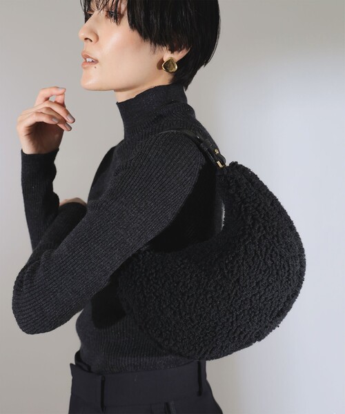 【セール】VIOLAd’ORO / 別注 ELMO エコファー ハーフムーン バッグ（ショルダーバッグ）｜VIOLAd'ORO（ヴィオラドーロ） 11,537円