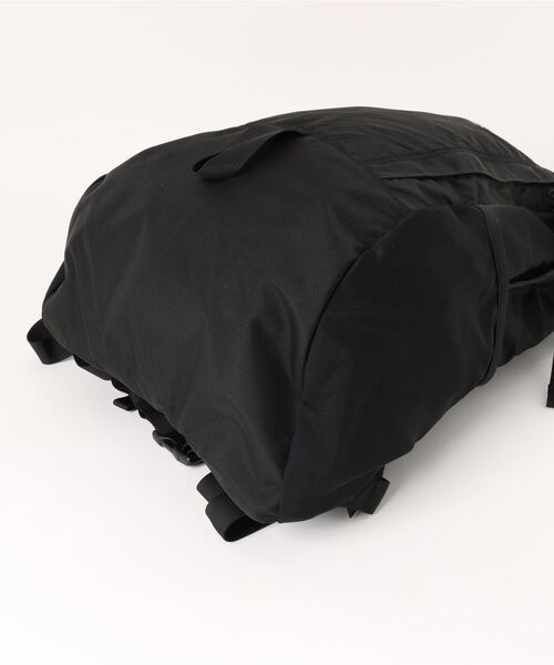 KELTY（ケルティ）の「★最終入荷分★≪直営店限定≫お気に入り登録3,000人超えの注目モデル！KELTY/ DAYHIKER 30L（バックパック/リュック・レディース・ブラック/グレー系その他・ONE SIZE）」の3枚目の写真