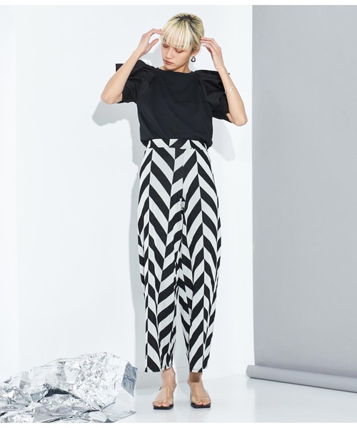 Settimissimo（セッティミッシモ）の「タックショルダー 切替 プルオーバー クルーネック（Tシャツ/カットソー・レディース・オフホワイト/ブラック・M）」の14枚目の写真