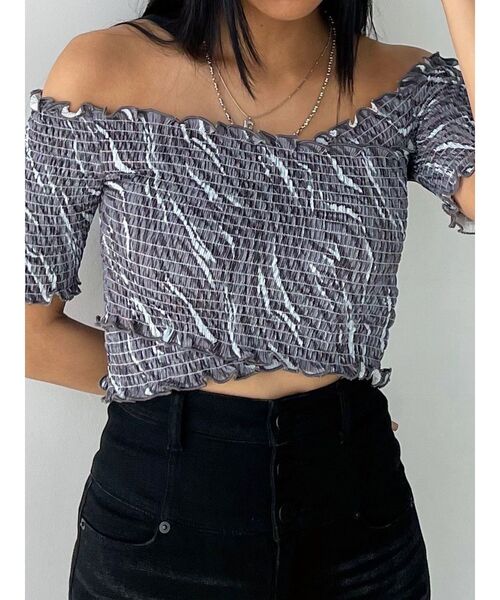 EMODA(エモダ)の「フィットクロスバンドトップ(Tシャツ/カットソー・レディース・ブラック/アイボリー/その他/ブルー・FREE)」の1枚目の写真