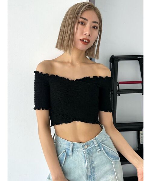 EMODA(エモダ)の「フィットクロスバンドトップ(Tシャツ/カットソー・レディース・ブラック/アイボリー/その他/ブルー・FREE)」の5枚目の写真