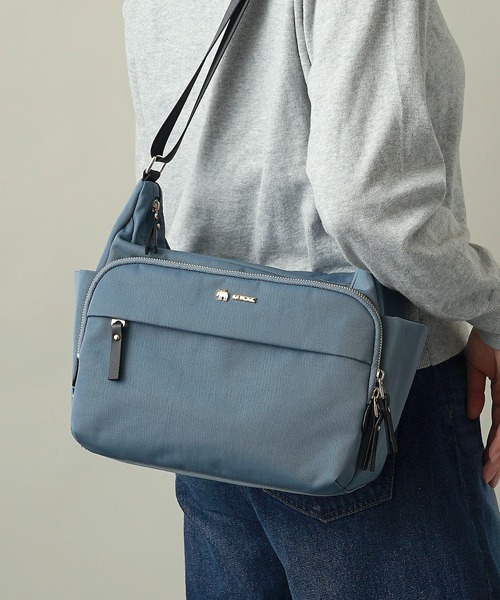 moz(モズ)の「【WEB限定】MOZ(モズ)軽量 軽撥水加工 きれいめ ビジネス ショルダーバッグ(ビジネスバッグ・レディース・チャコールグレー/グレイッシュベージュ/ブラック/ミント/グレイッシュブルー・ONE SIZE)」の5枚目の写真