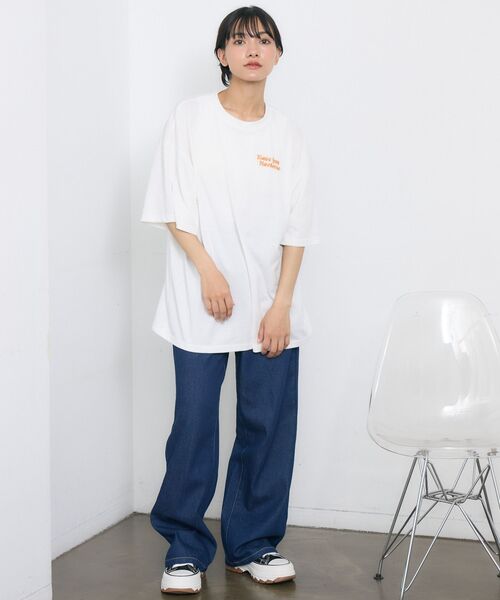 RETRO GIRL（レトロガール）の「サガラ刺繍TEE（Tシャツ/カットソー・レディース・ホワイト/オフホワイト/チャコールグレー・FREE）」の4枚目の写真