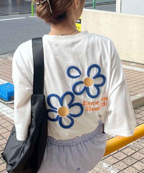 RETRO GIRL（レトロガール）の「サガラ刺繍TEE（Tシャツ/カットソー・レディース・ホワイト/オフホワイト/チャコールグレー・FREE）」の12枚目の写真