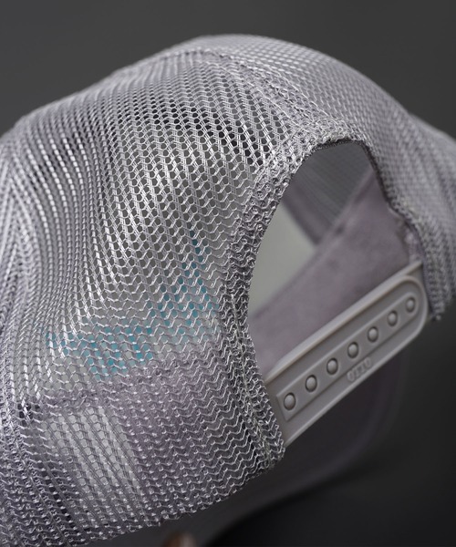 【RIPPER】スクリプトロゴ刺繍 メッシュキャップ / Script Logo Embroidery Mesh Cap（キャップ）｜RIPPER（リッパー）