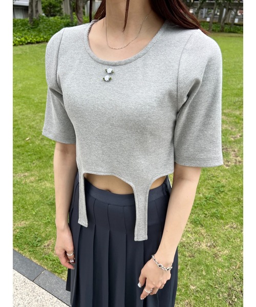 WC(ダブル シー)の「バラワンポイントガーターTシャツ(Tシャツ/カットソー・レディース・ホワイト/グレー・FREE)」の11枚目の写真