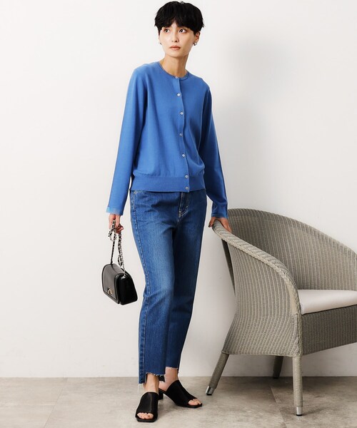 OPAQUE.CLIP（オペークドットクリップ）の「◆UV ネックシアークルーニットカーディガン【洗濯機洗い可】（カーディガン/ボレロ・レディース・ダークブラウン/ブラック/ブルー・40/42/38）」の10枚目の写真