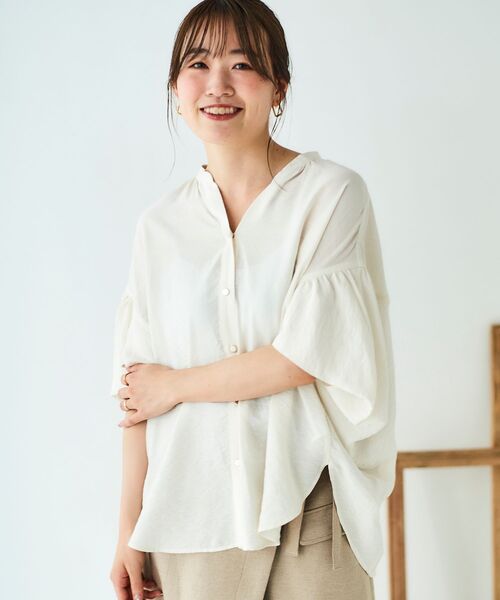 le.coeur blanc（ルクールブラン）の「ヴィンテージライクフレアスリーブブラウス（シャツ/ブラウス・レディース・カーキオリーブ/ブラック/オフホワイト・38）」の2枚目の写真