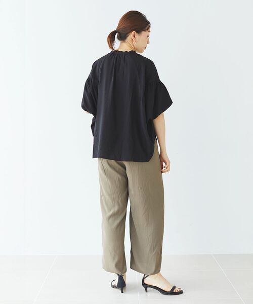 le.coeur blanc（ルクールブラン）の「ヴィンテージライクフレアスリーブブラウス（シャツ/ブラウス・レディース・カーキオリーブ/ブラック/オフホワイト・38）」の13枚目の写真