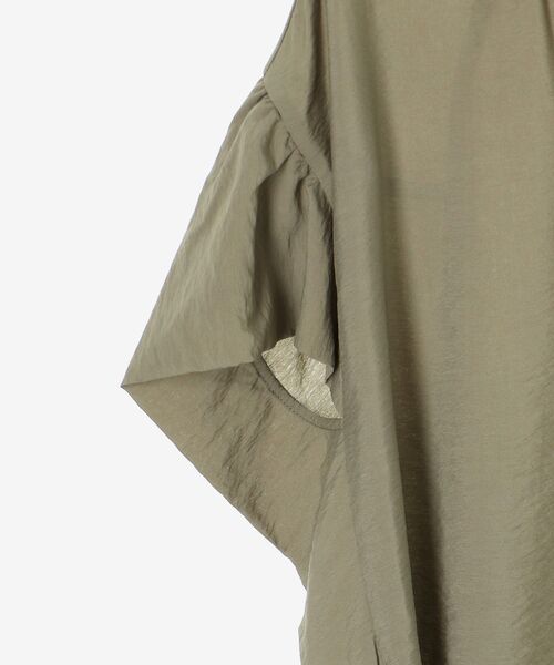 le.coeur blanc（ルクールブラン）の「ヴィンテージライクフレアスリーブブラウス（シャツ/ブラウス・レディース・カーキオリーブ/ブラック/オフホワイト・38）」の10枚目の写真