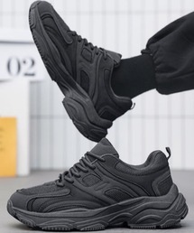 MGV（エムジーヴィー）の「ダッドトレーニングスニーカー（スニーカー）」