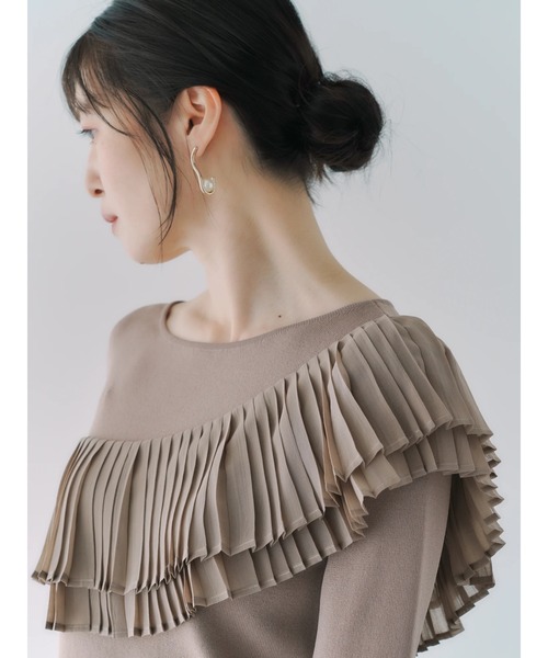 YECCA VECCA(イェッカヴェッカ)の「プリーツMIXニット(ニット/セーター・レディース・ベージュ/ブラック・FREE)」の10枚目の写真