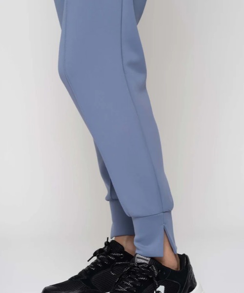 ROXY（ロキシー）の「HOMIES BOTTOM/ロキシーセットアップ対応スウェットパンツ（スウェットパンツ・レディース・ブラック/ブルー・LARGE/MEDIUM/SMALL）」の17枚目の写真