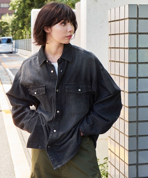 WEGO（ウィゴー）の「WEGO/デニムBIGシャツ（シャツ/ブラウス・メンズ・スカイブルー/ブラック系3・LARGE/MEDIUM/SMALL）」の3枚目の写真