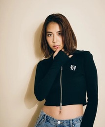 ROXY（ロキシー）の「BEAR HUG/ロキシーショート丈キャミ＆カーディガンアンサンブル（アンサンブル）」