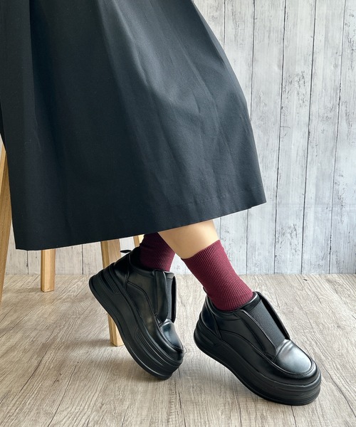 Noubel Voug Relax(ヌーベルヴォーグリラックス)の「厚底 シンプルデザイン プラットフォームスニーカー(スニーカー・レディース・ブラック/ホワイト・S/M/L/LL)」の2枚目の写真