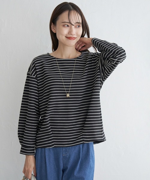 ikka（イッカ）の「リップル裾タックプルオーバー（Tシャツ/カットソー・レディース・ブラック/キャメル/オフホワイト/ブルー・M/L/S）」の8枚目の写真