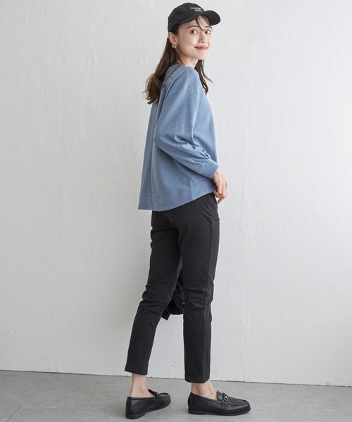 ikka（イッカ）の「リップル裾タックプルオーバー（Tシャツ/カットソー・レディース・ブラック/キャメル/オフホワイト/ブルー・M/L/S）」の13枚目の写真