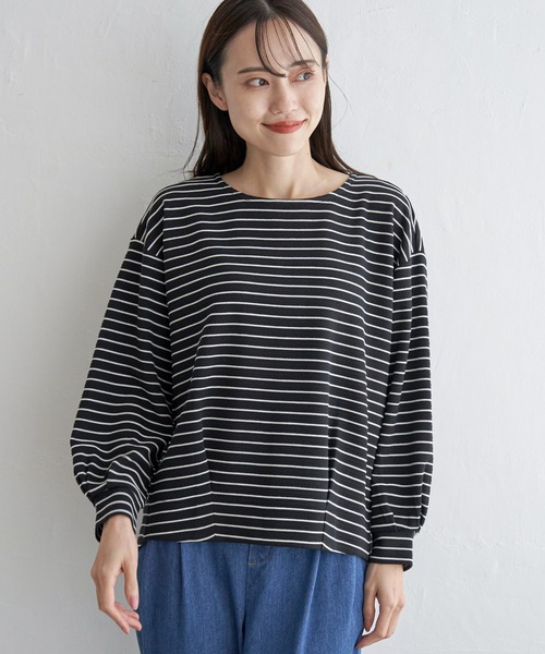 ikka（イッカ）の「リップル裾タックプルオーバー（Tシャツ/カットソー・レディース・ブラック/キャメル/オフホワイト/ブルー・M/L/S）」の16枚目の写真