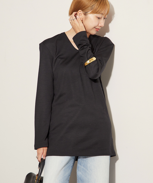 plage（プラージュ）の「SQUARE SHOULDER VN Tシャツ（Tシャツ