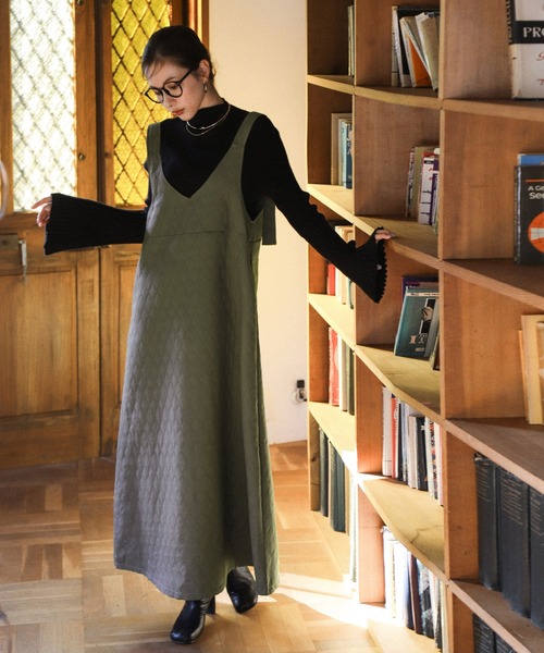 La-gemme（ラジェム）の「キルティングジャンパースカート（ジャンパースカート・レディース・ブラック/アイボリー/カーキ・フリー）」の18枚目の写真