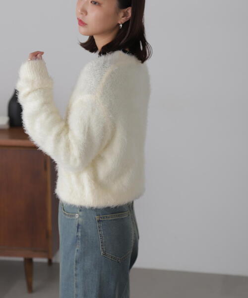 セール】◇Vネックフェザーショート丈カーディガン