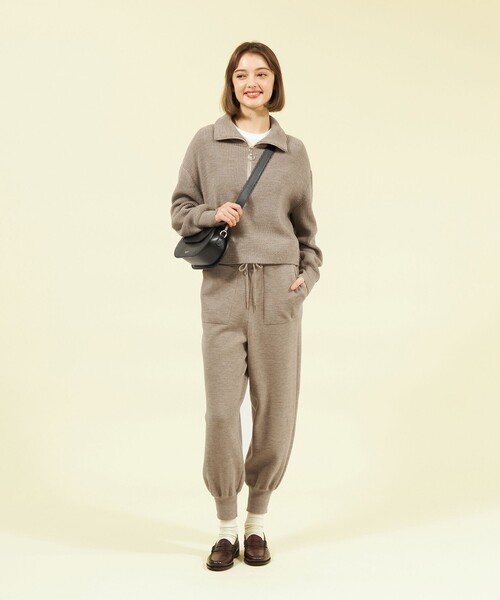 MACKINTOSH PHILOSOPHY（ﾏｯｷﾝﾄｯｼｭ ﾌｨﾛｿﾌｨｰ）の「ミラノリブニットパンツ（その他パンツ・レディース・グレー系その他2/ベージュ・38）」の10枚目の写真