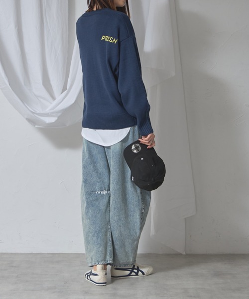 each（イーチ）の「箔ペイントカーブデニム（デニムパンツ・レディース・ライトブルー/ブラック・FREE）」の19枚目の写真