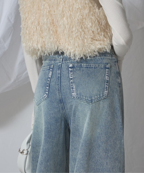 each（イーチ）の「箔ペイントカーブデニム（デニムパンツ・レディース・ライトブルー/ブラック・FREE）」の13枚目の写真