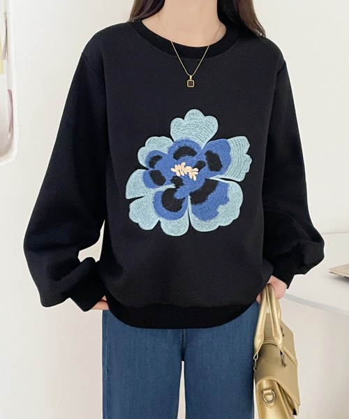 ECLIN(エクラン)の「花柄刺繍裏起毛スウェットプルオーバー(スウェット・レディース・ベージュ/ブラック/ネイビー・M/XL/L)」の10枚目の写真