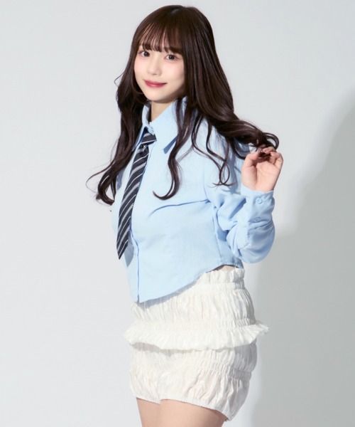 ALLuRing ChaRm(アリュリングチャーム)の「short shirt & Tie Set / ショート丈シャツ&ネクタイ 2点セット(シャツ/ブラウス・レディース・ホワイト/ブルー・FREE)」の11枚目の写真