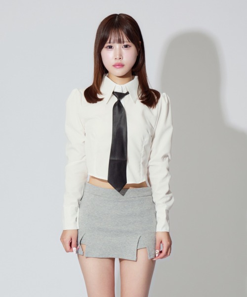 ALLuRing ChaRm(アリュリングチャーム)の「short shirt & Tie Set / ショート丈シャツ&ネクタイ 2点セット(シャツ/ブラウス・レディース・ホワイト/ブルー・FREE)」の15枚目の写真