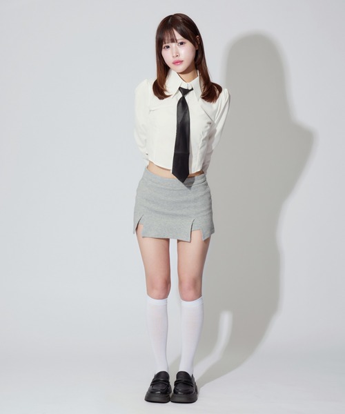 ALLuRing ChaRm(アリュリングチャーム)の「short shirt & Tie Set / ショート丈シャツ&ネクタイ 2点セット(シャツ/ブラウス・レディース・ホワイト/ブルー・FREE)」の20枚目の写真